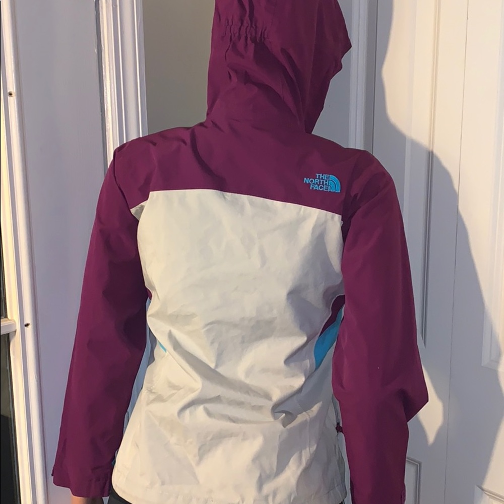 The North Face - Picture 4 of 5